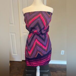 Express Women Dress
Size: XS